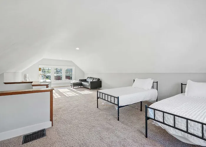 Walk To Franklin Park, 4Br, Sleeps 8 Columbus
