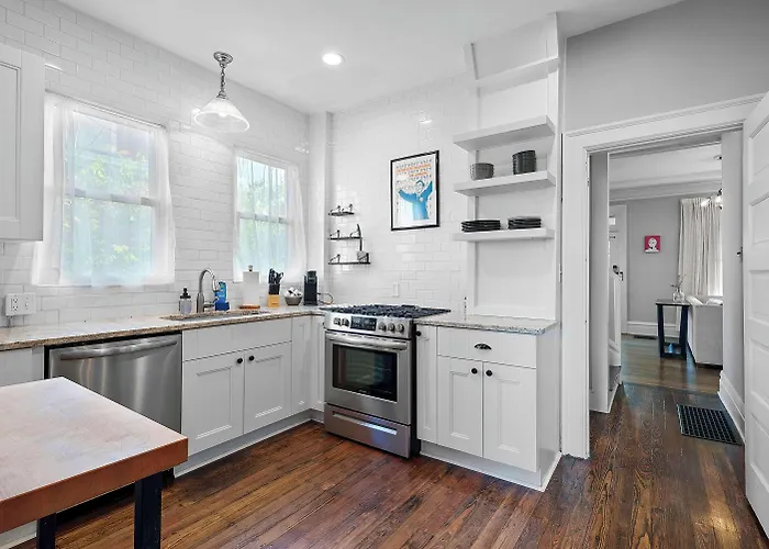 Walk To Franklin Park, 4br, Sleeps 8