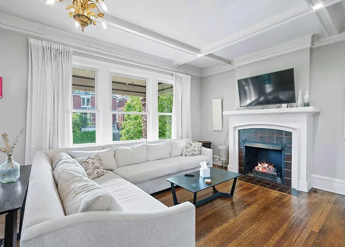 Сasa de vacaciones Walk To Franklin Park, 4br, Sleeps 8 Columbus
